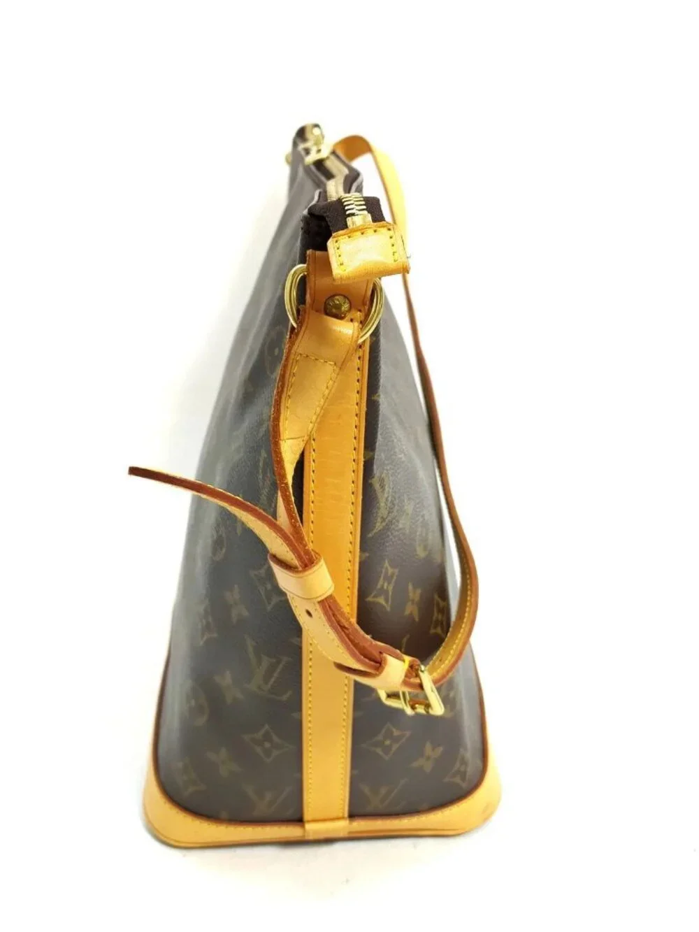 Authentic Louis Vuitton Amfar Three MM Monogram Canvas Shoulder Bag LV